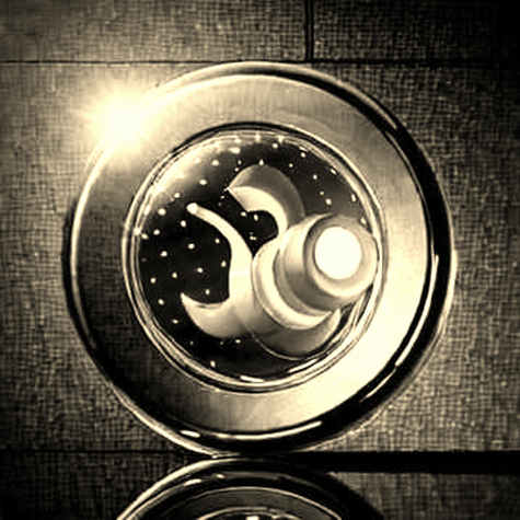 The Quiet Tokenization of Computing Power: A Bank's Bridge Between Worlds